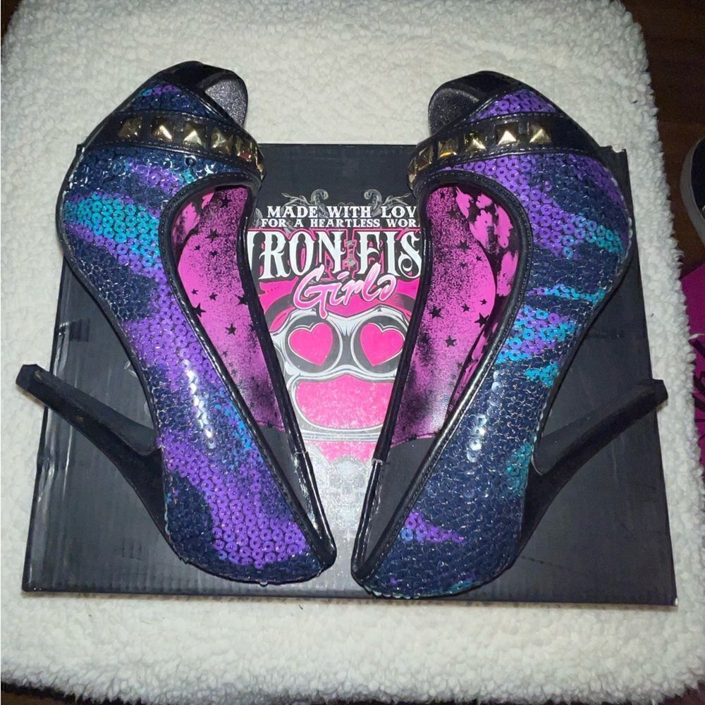 NIB Iron Fist Debracorn Sequin Platform Heels Size 5 - Picture 5 of 9